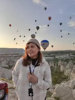 Gabby - Tour Leader Senior